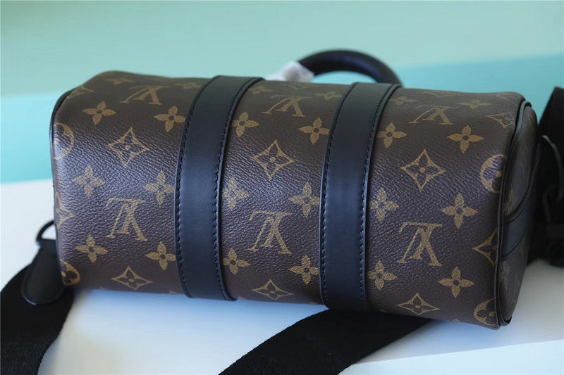 Fan Fashion Lu-Vi bags - 11252