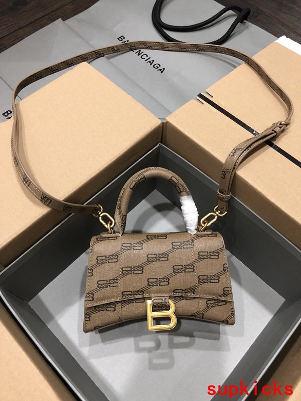 Amelia- BG Hourglass Bags - 081