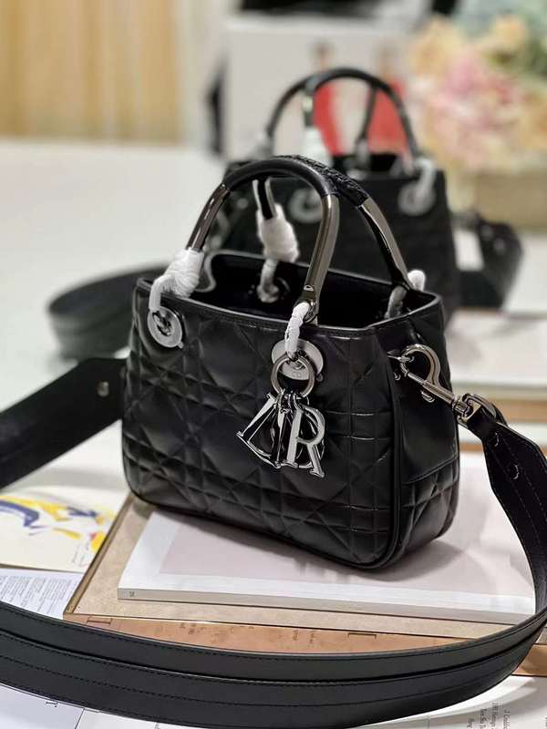 Amelia - DYOR   BAGS FOR WOMEN - FASHION LUXURY BAGS 091