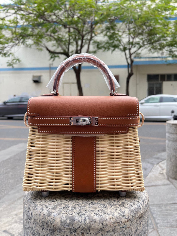 Amelia - HMS Bags - 1815