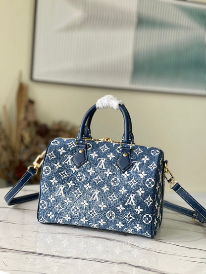 Fan Fashion Lu-Vi bags - 17035