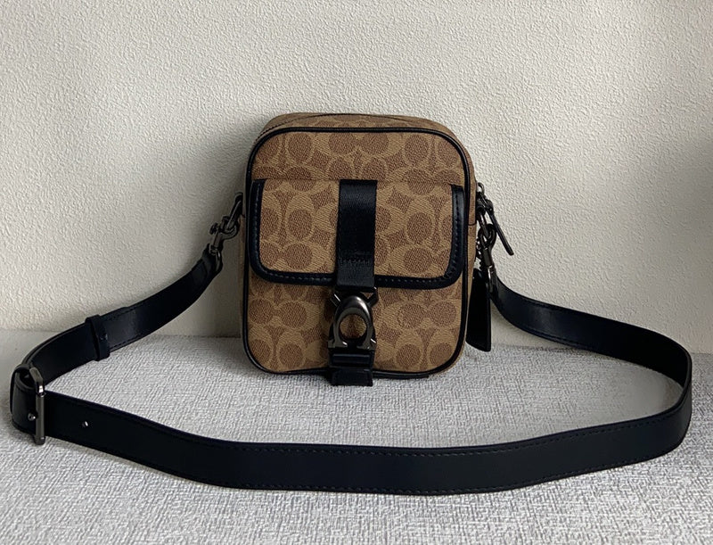 Amelia-i CAH Bags - 097