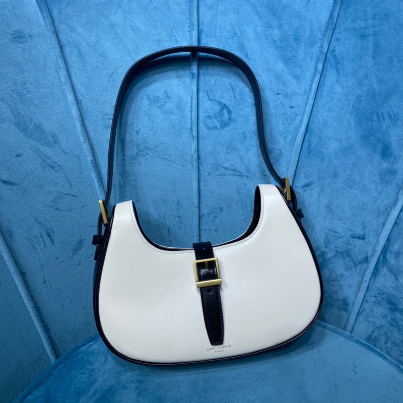 Amelia - YSL Bag - 2126