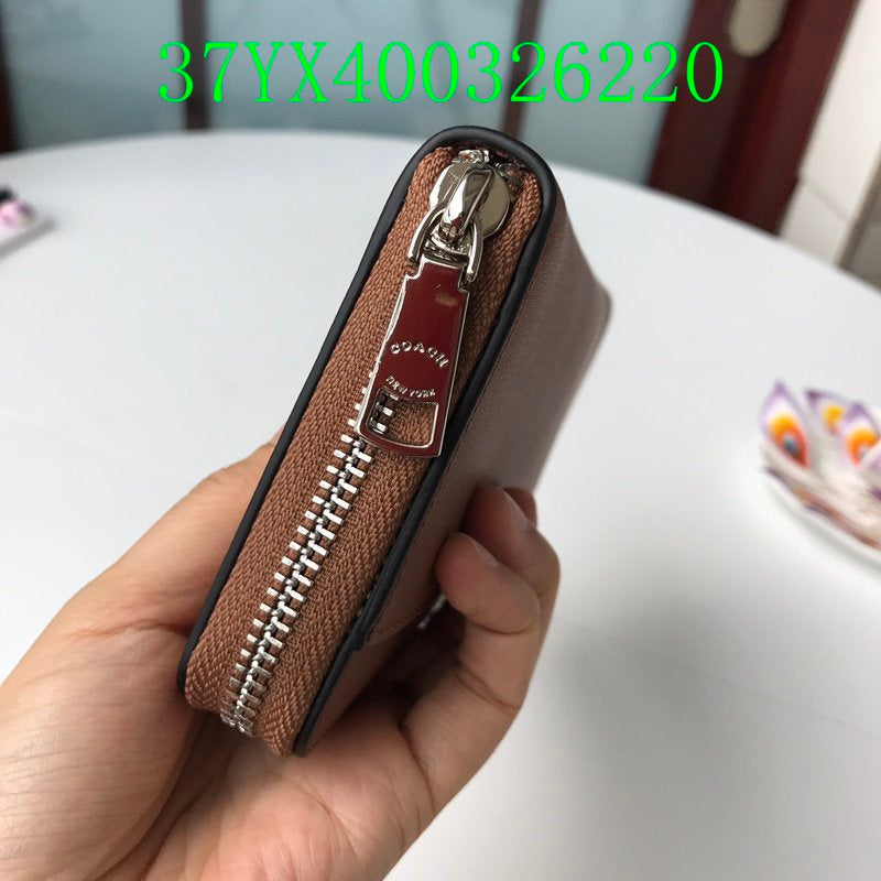 Amelia - CAH Wallet - 097