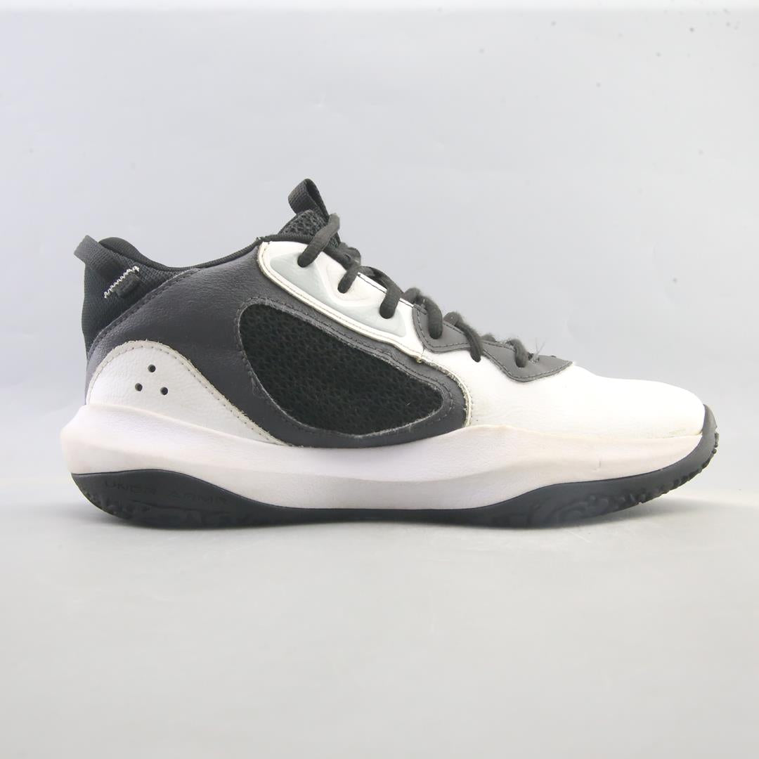 UNDER ARMOUR   LOCKDOWN 6