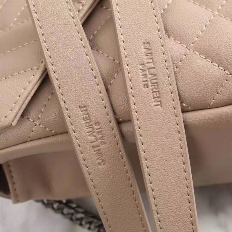 Amelia - YSL Bag - 2811