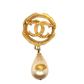 CHANEL -   94A CC Logo Circle / Pearl Drop Textured - Gold Brooch