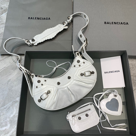 BLN-Ciaga Le Cagole XS Shoulder Bag In Light White, For Women,  Bags 10.2in/26Amelia 6713091VG9Y9104