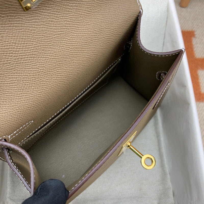 Amelia - HMS Bags - 1718