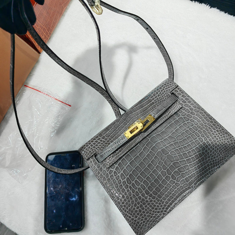 Amelia - HMS Bags - 1408