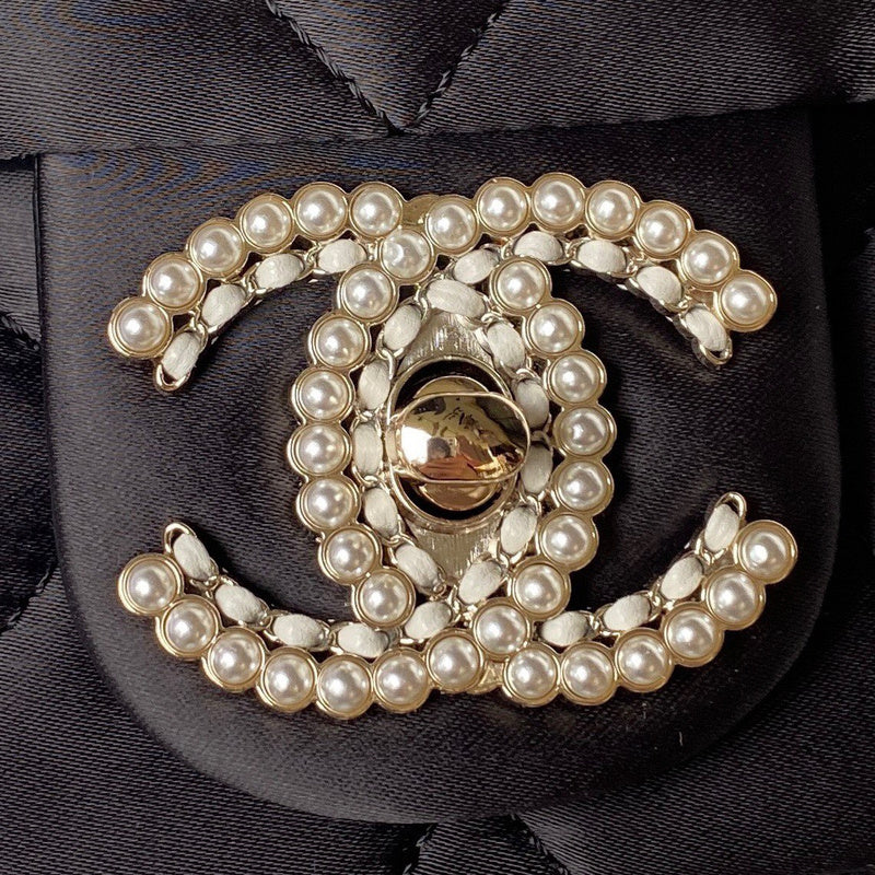 Wellow Bags - Chanel - Bags  - 221