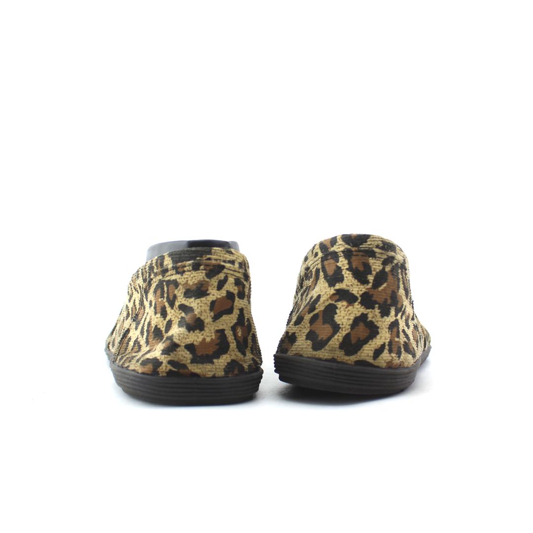 AMERICAN BRAND .