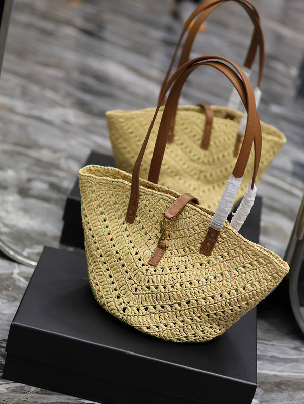 Amelia - YSL Bag - 1822