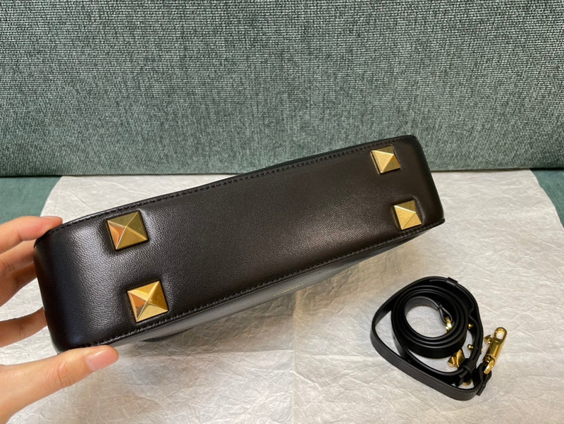 Amelia's Bag Gallery - VEL Bags - 605