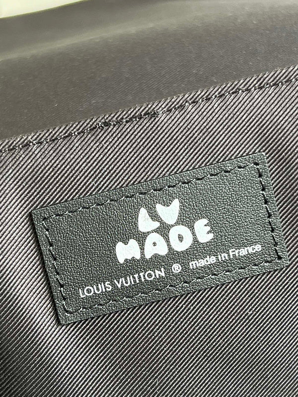 Fan Fashion Lu-Vi bags - 17310