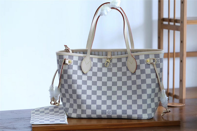 Fan Fashion Lu-Vi bags - 8102