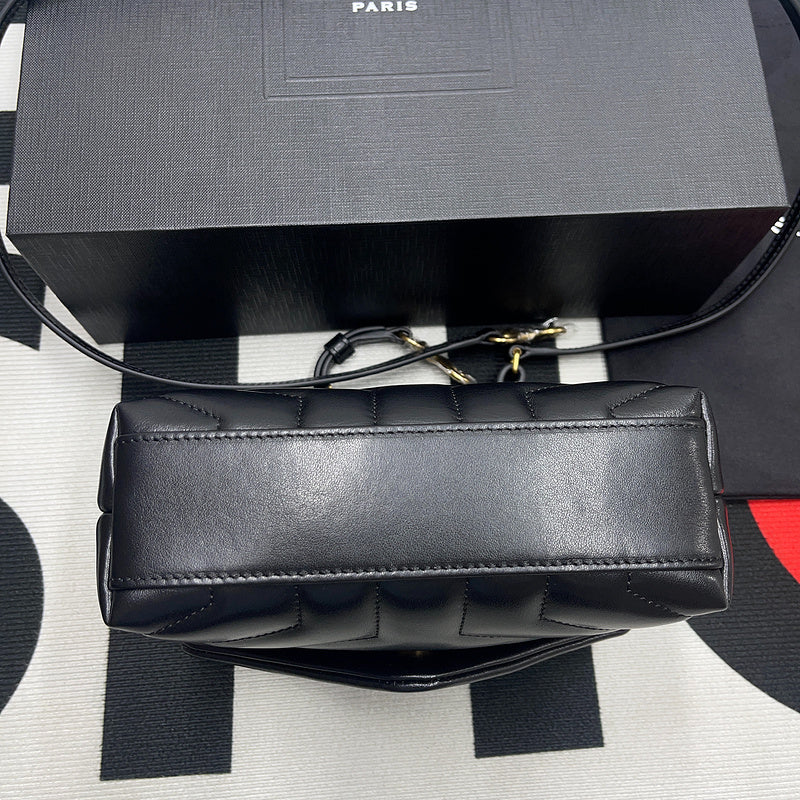 Amelia - YSL Bag - 2322