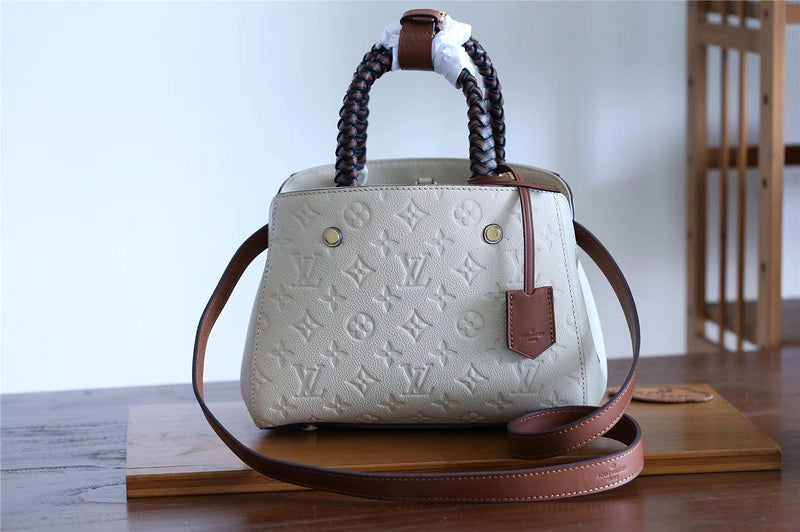 Fan Fashion Lu-Vi bags - 8020