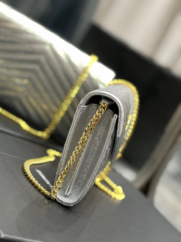 Amelia - YSL Bag - 1920
