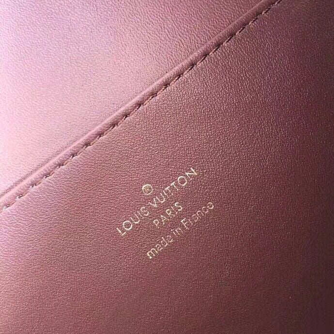 Fan Fashion Lu-Vi bags - 17889