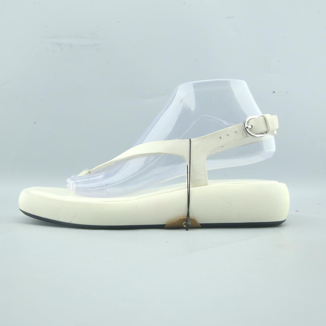 ZARA. .