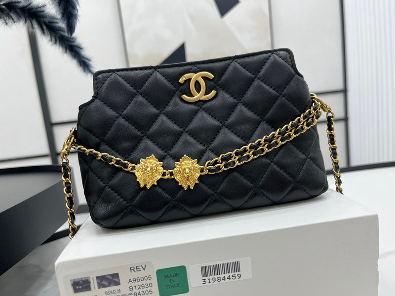 Wellow Bags - Chanel - Bags  - 225