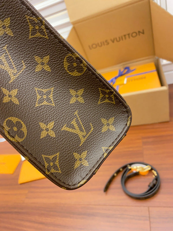 Fan Fashion Lu-Vi bags - 17236