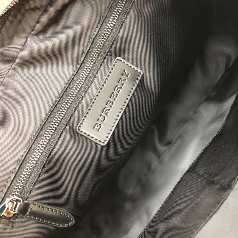 Burberry Bags - Bagsattire   569