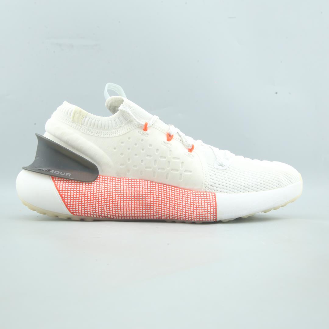 UNDER ARMOUR HOVR??PHANTOM 3