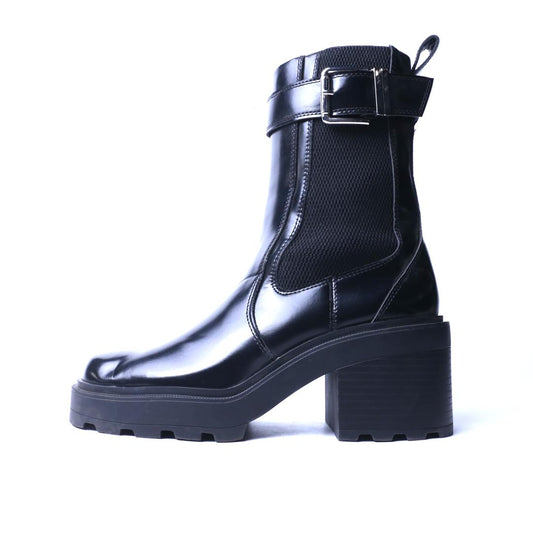 ZARA. .