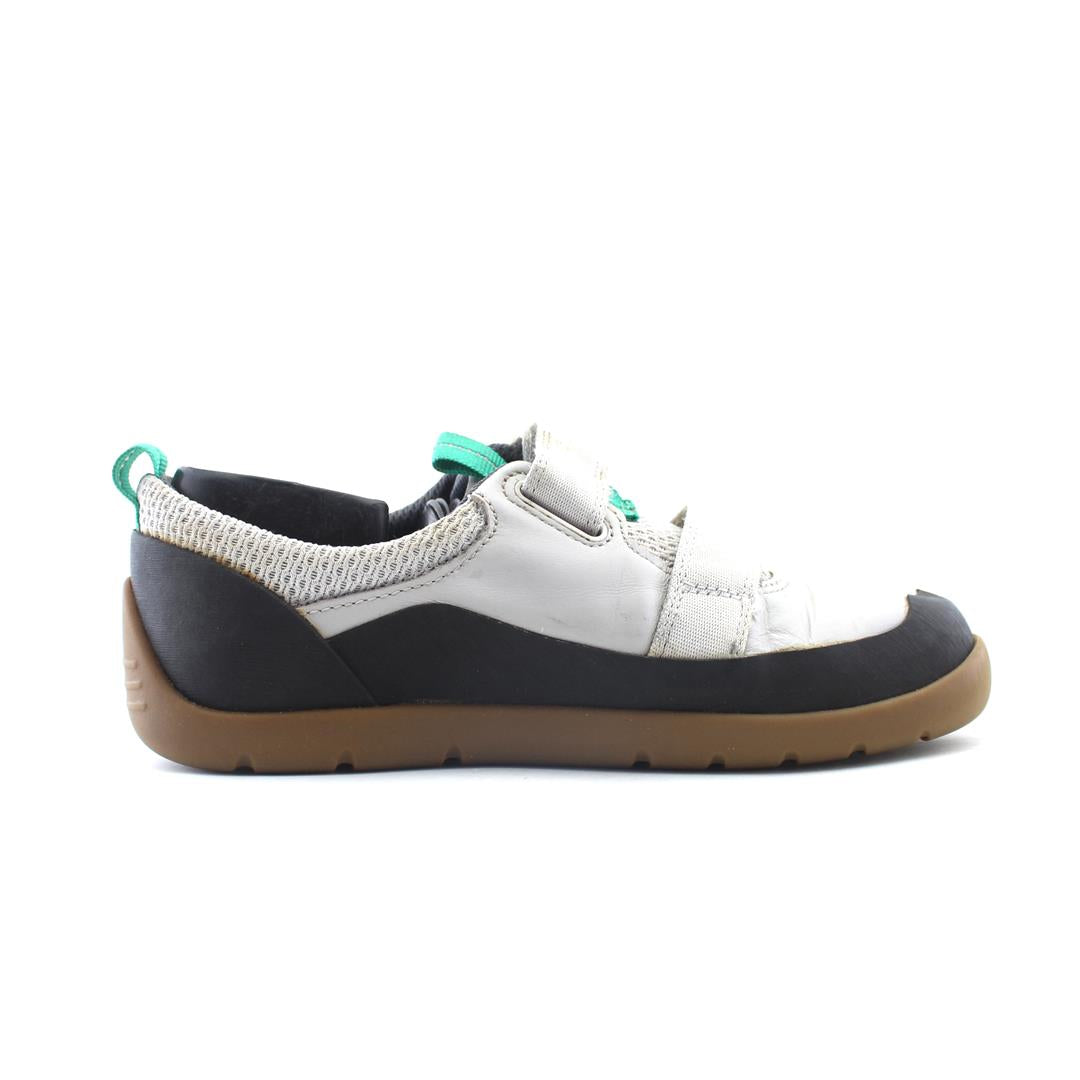 CLARKS .