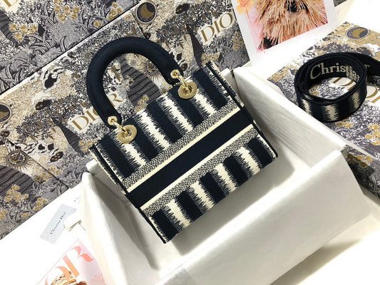 Amelia - DYOR   BAGS FOR WOMEN - FASHION LUXURY BAGS 178