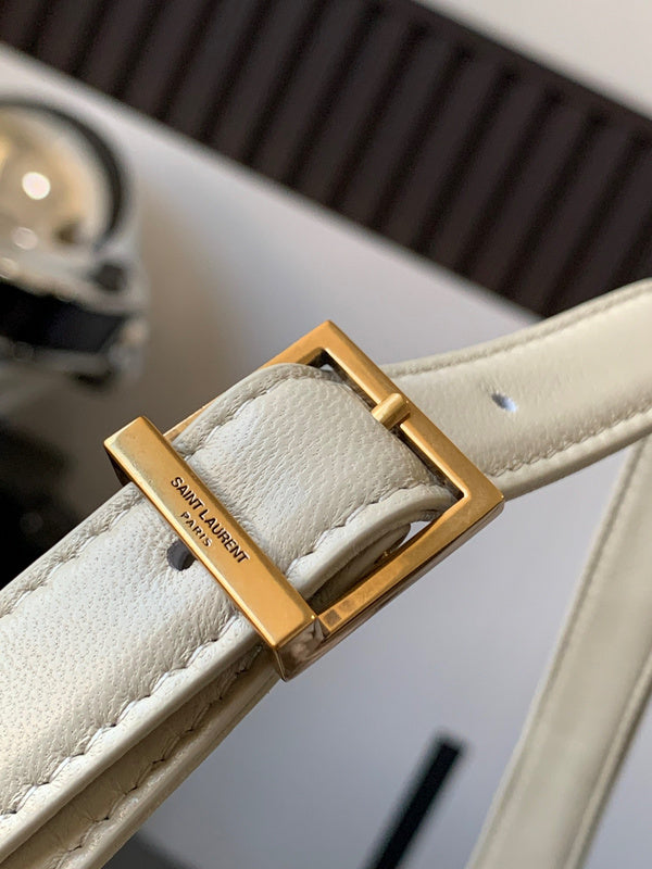 Amelia - YSL Bag - 3618