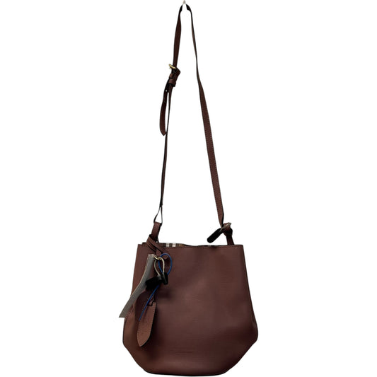 Crossbody Luxury Designer By Burberry, Size: Medium