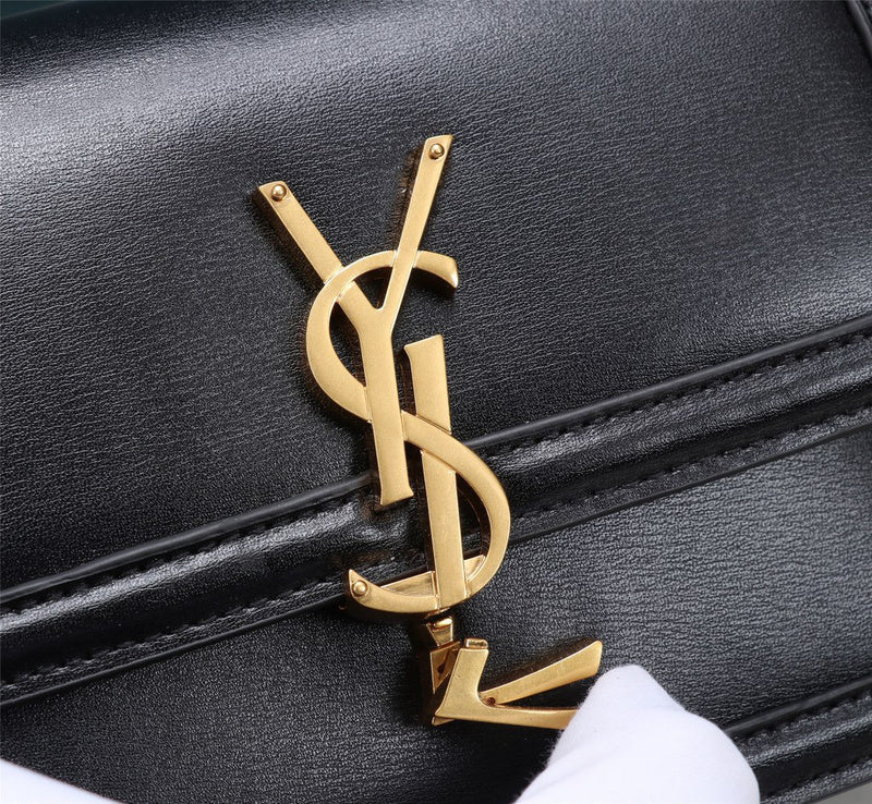 Amelia - YSL Bag - 2140