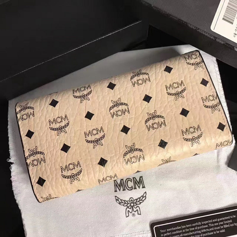 Amelia - MQM Wallets - 058