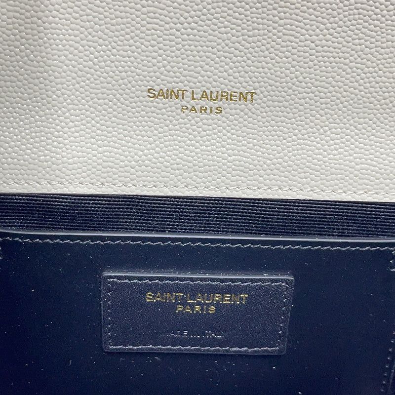Amelia - YSL Bag - 2030