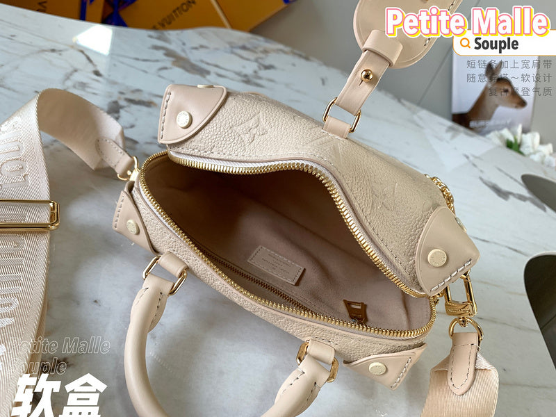 Fan Fashion Lu-Vi Bags - 16643