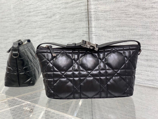 Amelia- DYOR FASHION BAGS - 560