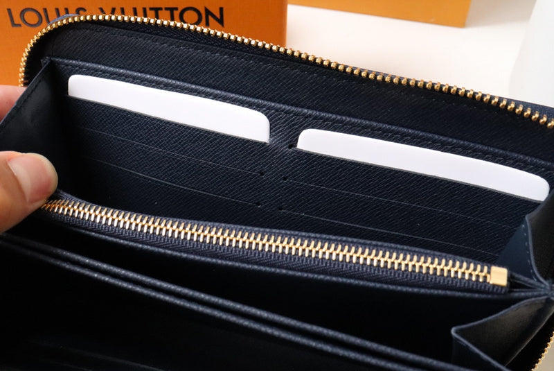 Amelia- LOV  Luxury  Wallets - 621
