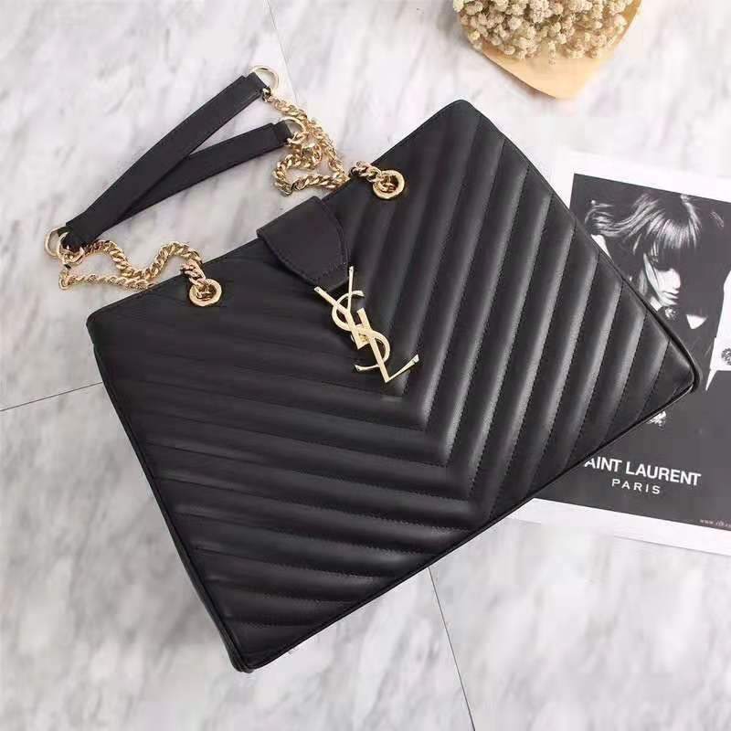 Amelia - YSL Bag - 2807