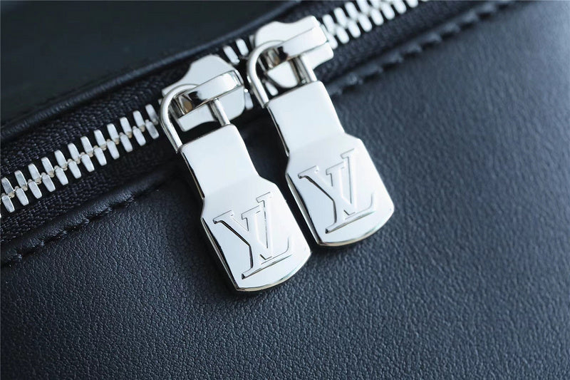 Fan Fashion Lu-Vi bags - 9640