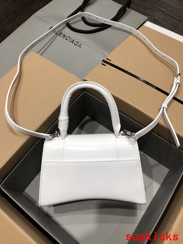 Amelia- BG Hourglass Bags - 075