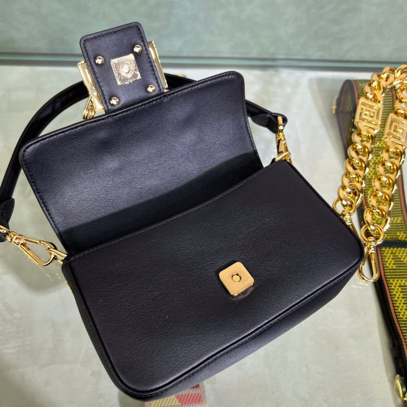 Amelia's Bag Gallery - VAR Bags - 199