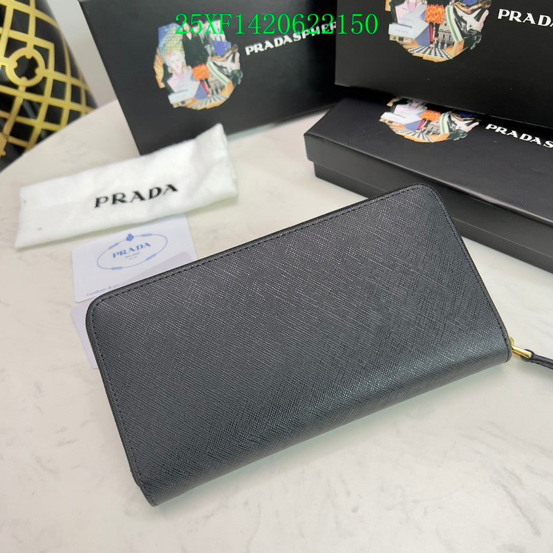Amelia - PD Wallet - 175