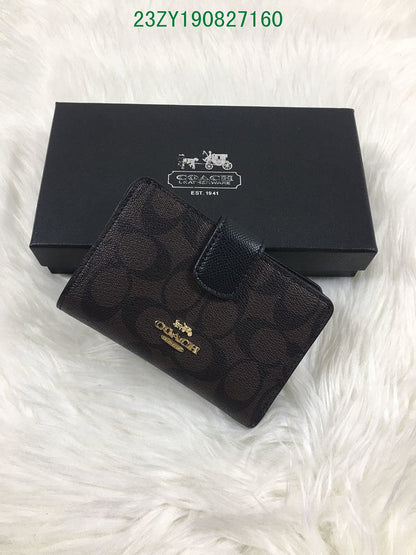 Amelia - CAH Wallet - 141