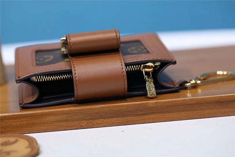 Fan Fashion Lu-Vi bags - 9197
