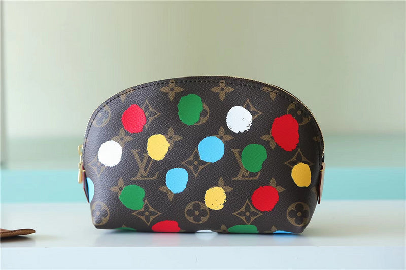 Fan Fashion Lu-Vi bags - 8794