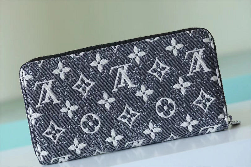 Fan Fashion Lu-Vi bags - 8803