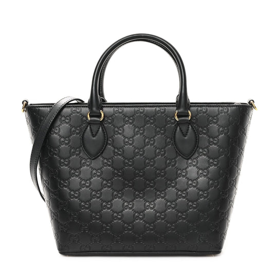 Amelia ssima Small Zippered Bucket Tote Black